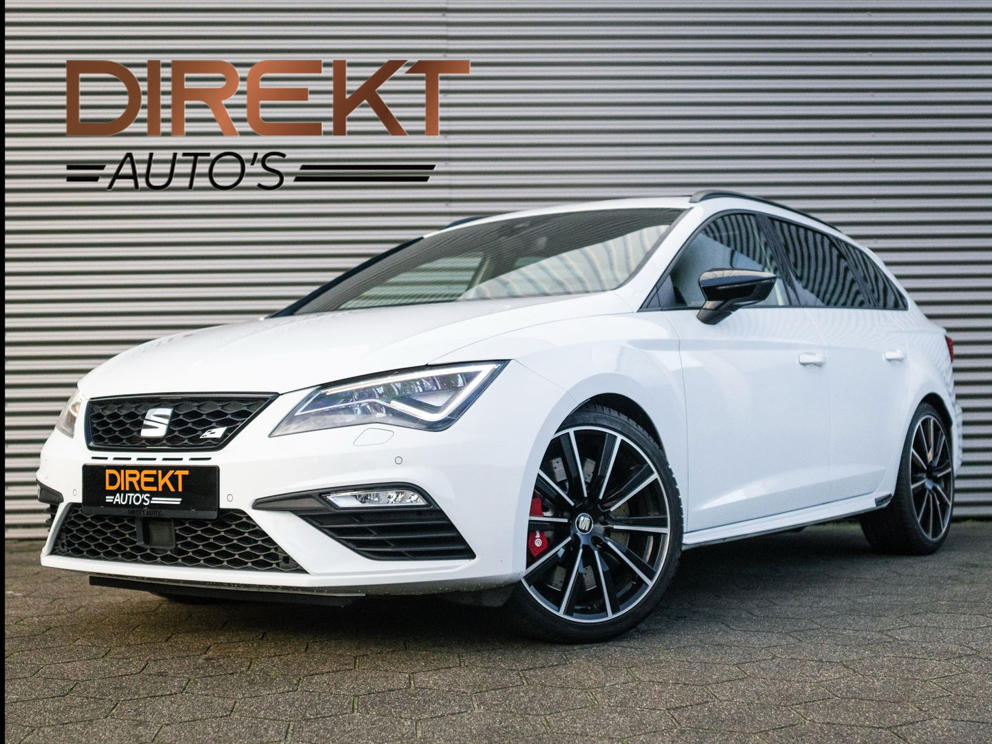 SEAT Leon ST 2.0 TSI 4DRIVE PERFORMANCE PANO BREMBO CAMERA