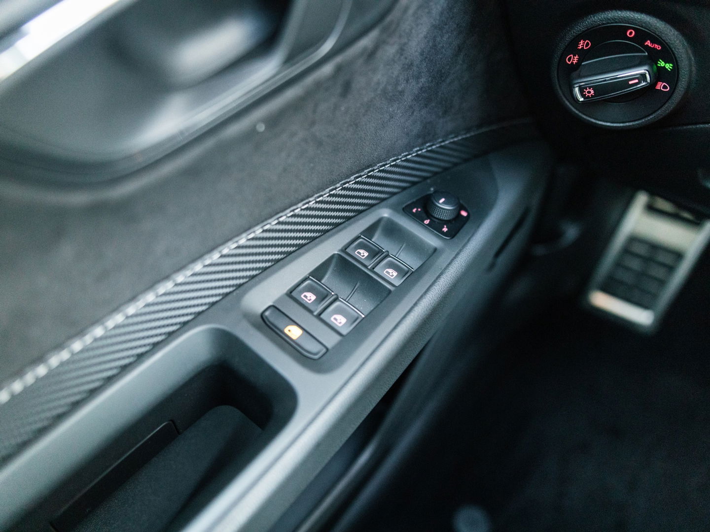 SEAT Leon ST 2.0 TSI 4DRIVE PERFORMANCE PANO BREMBO CAMERA