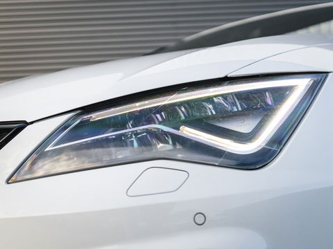 SEAT Leon ST 2.0 TSI 4DRIVE PERFORMANCE PANO BREMBO CAMERA