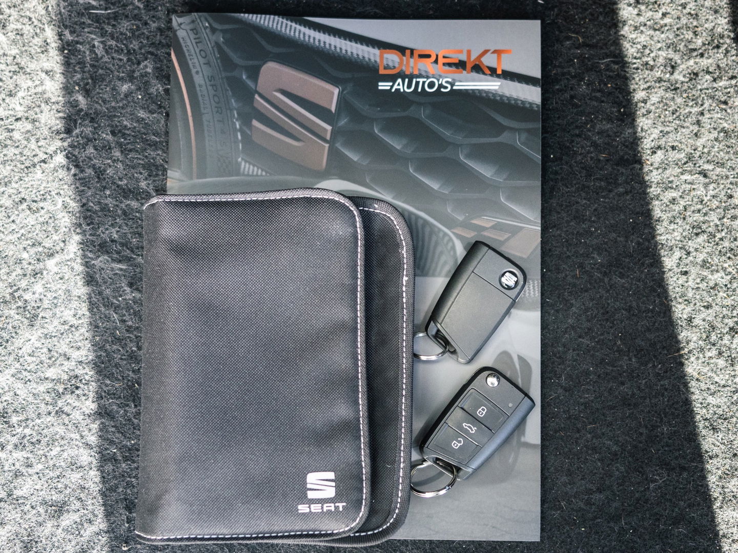 SEAT Leon ST 2.0 TSI 4DRIVE PERFORMANCE PANO BREMBO CAMERA