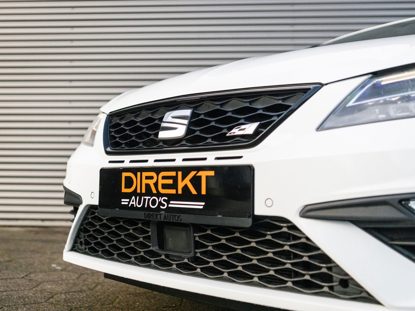 SEAT Leon ST 2.0 TSI 4DRIVE PERFORMANCE PANO BREMBO CAMERA