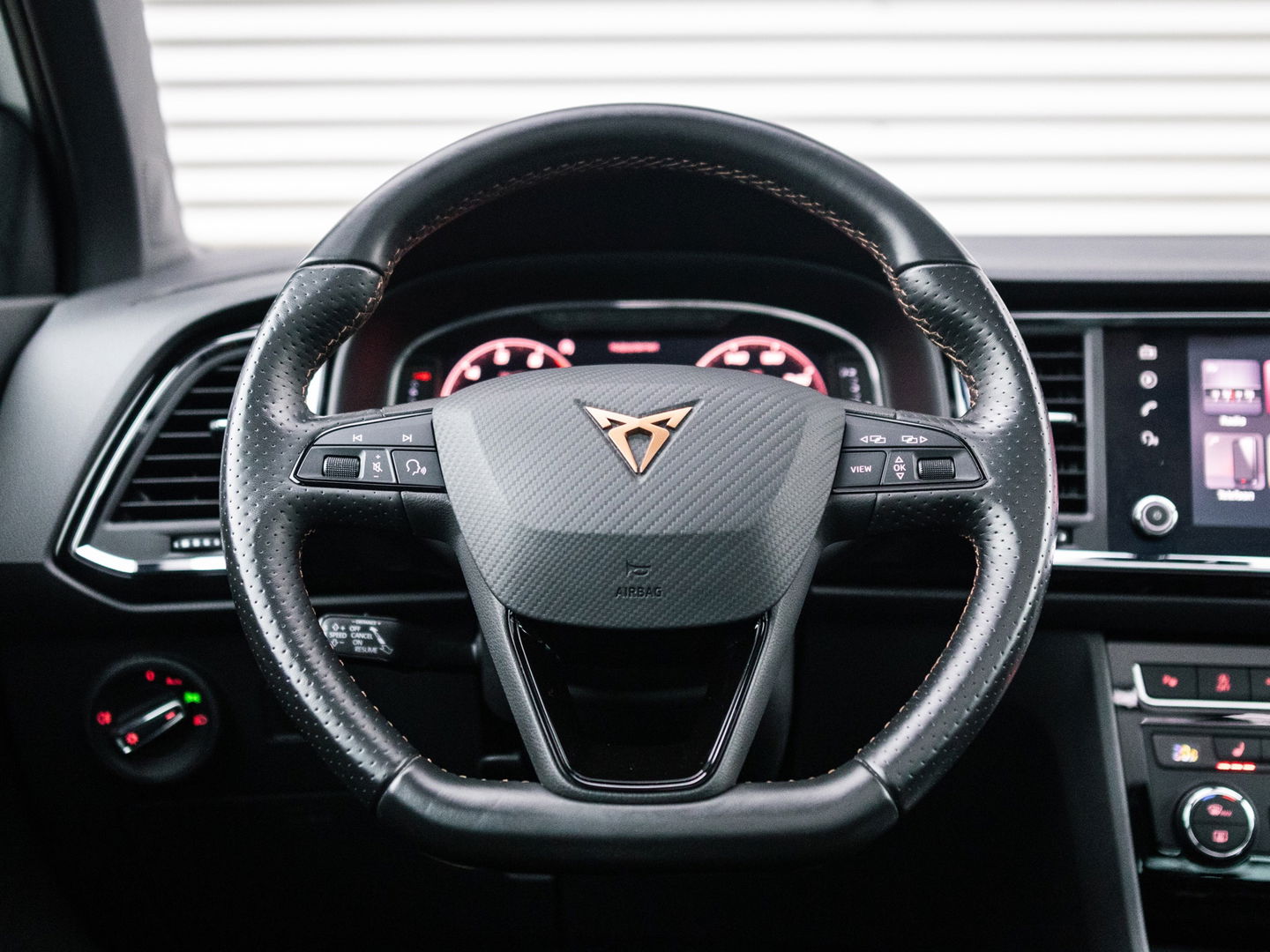 CUPRA Ateca 2.0 TSI 4DRIVE PANO BEATS CAMERA VIRTUAL KEYLESS