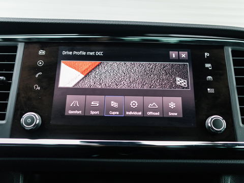 CUPRA Ateca 2.0 TSI 4DRIVE PANO BEATS CAMERA VIRTUAL KEYLESS