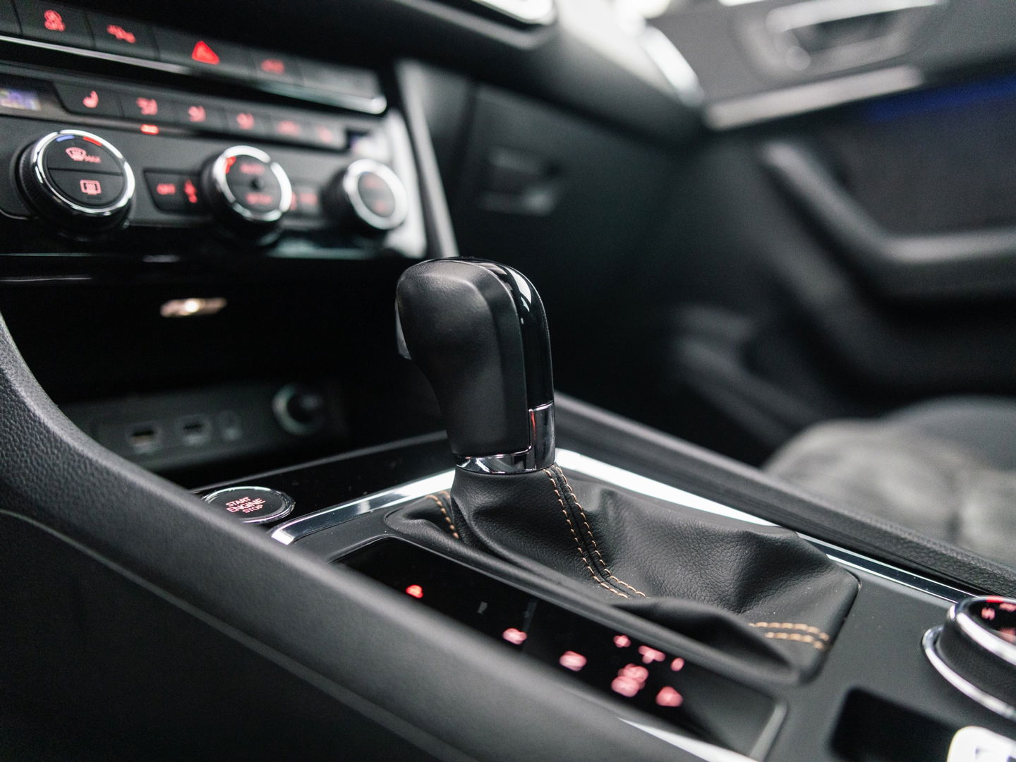 CUPRA Ateca 2.0 TSI 4DRIVE PANO BEATS CAMERA VIRTUAL KEYLESS