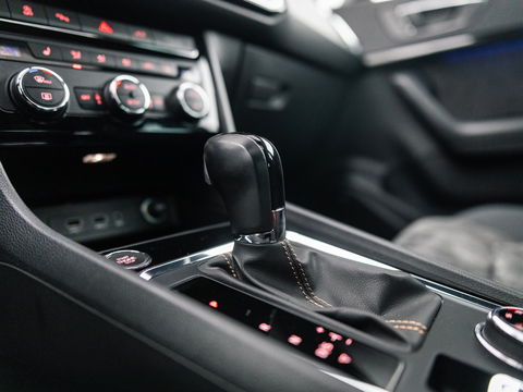 CUPRA Ateca 2.0 TSI 4DRIVE PANO BEATS CAMERA VIRTUAL KEYLESS