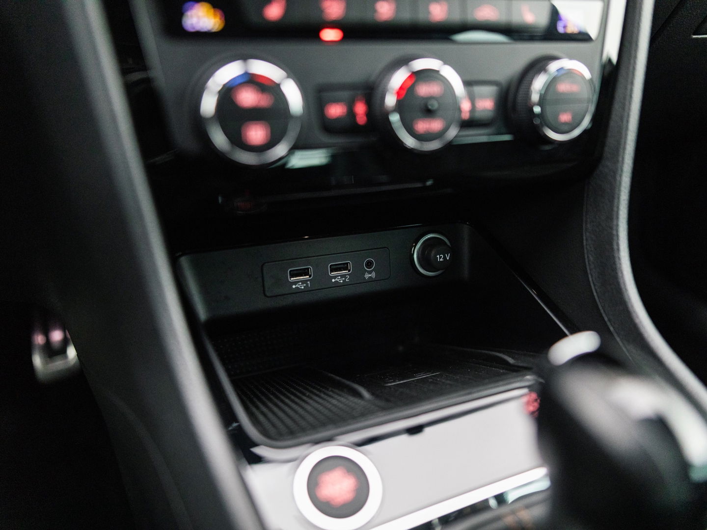 CUPRA Ateca 2.0 TSI 4DRIVE PANO BEATS CAMERA VIRTUAL KEYLESS