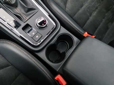 CUPRA Ateca 2.0 TSI 4DRIVE PANO BEATS CAMERA VIRTUAL KEYLESS