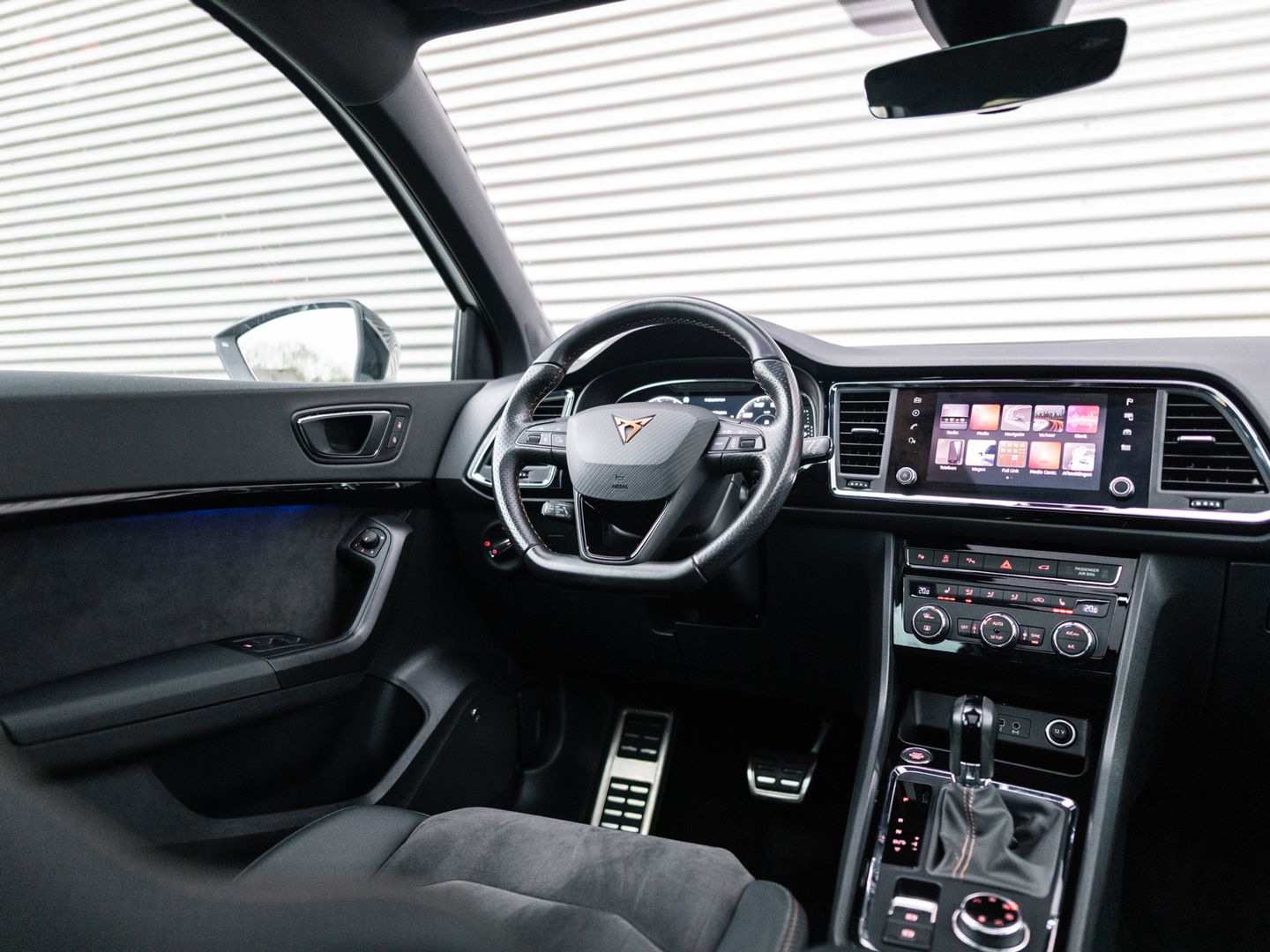 CUPRA Ateca 2.0 TSI 4DRIVE PANO BEATS CAMERA VIRTUAL KEYLESS