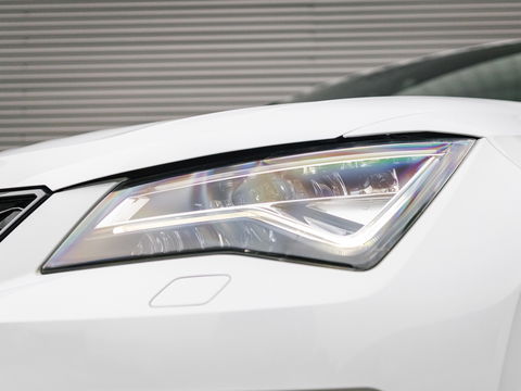 CUPRA Ateca 2.0 TSI 4DRIVE PANO BEATS CAMERA VIRTUAL KEYLESS