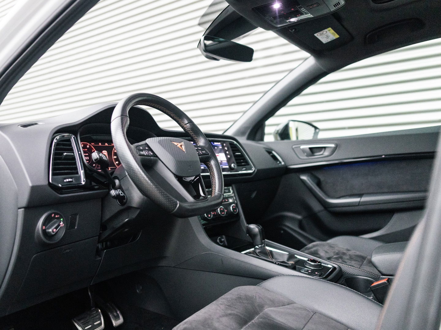 CUPRA Ateca 2.0 TSI 4DRIVE PANO BEATS CAMERA VIRTUAL KEYLESS