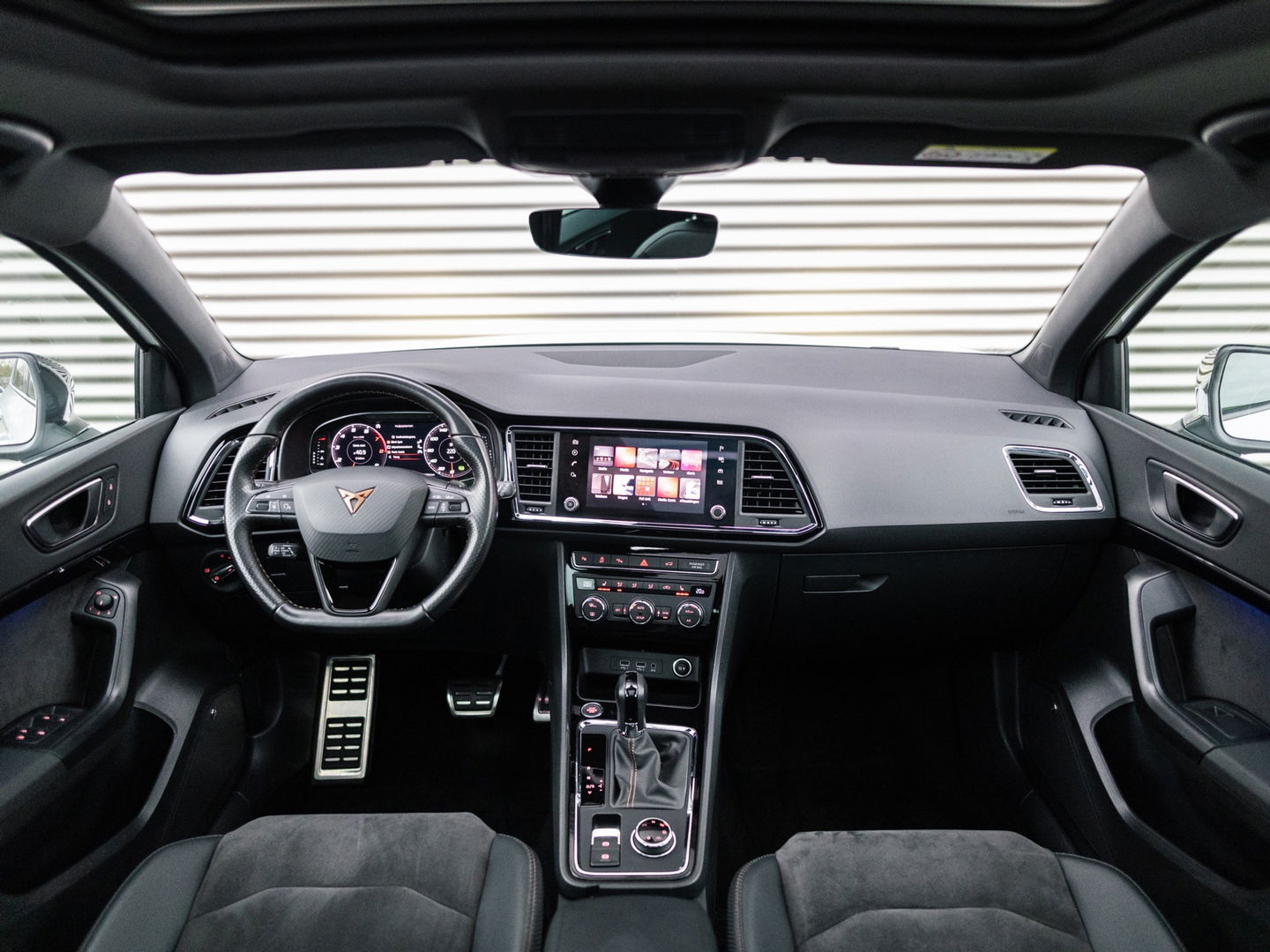 CUPRA Ateca 2.0 TSI 4DRIVE PANO BEATS CAMERA VIRTUAL KEYLESS