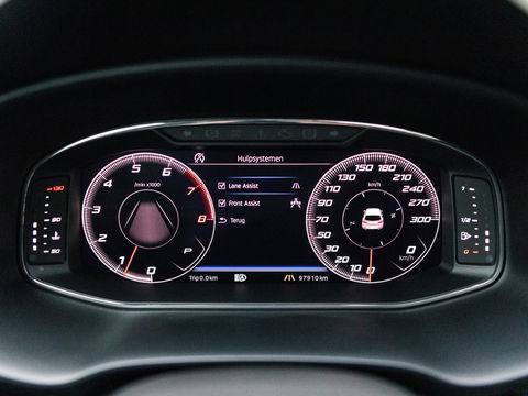 SEAT Leon ST 2.0 TSI CUPRA 4DRIVE R CARBON PANO BREMBO BEATS