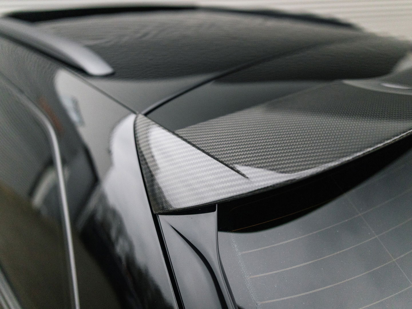 SEAT Leon ST 2.0 TSI CUPRA 4DRIVE R CARBON PANO BREMBO BEATS