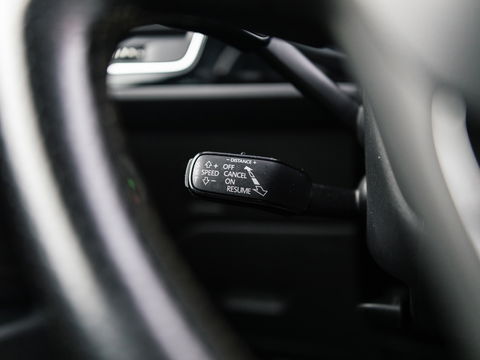 SEAT Leon 2.0 TSI CUPRA 300 PANO BEATS VIRTUAL KEYLESS