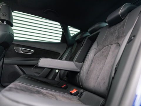 SEAT Leon 2.0 TSI CUPRA 300 PANO BEATS VIRTUAL KEYLESS