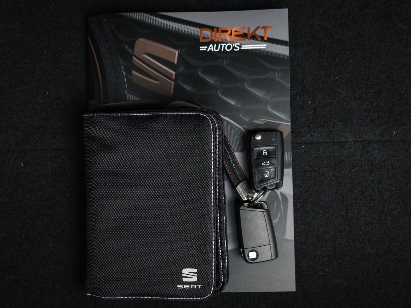 SEAT Leon 2.0 TSI CUPRA 300 PANO BEATS VIRTUAL KEYLESS