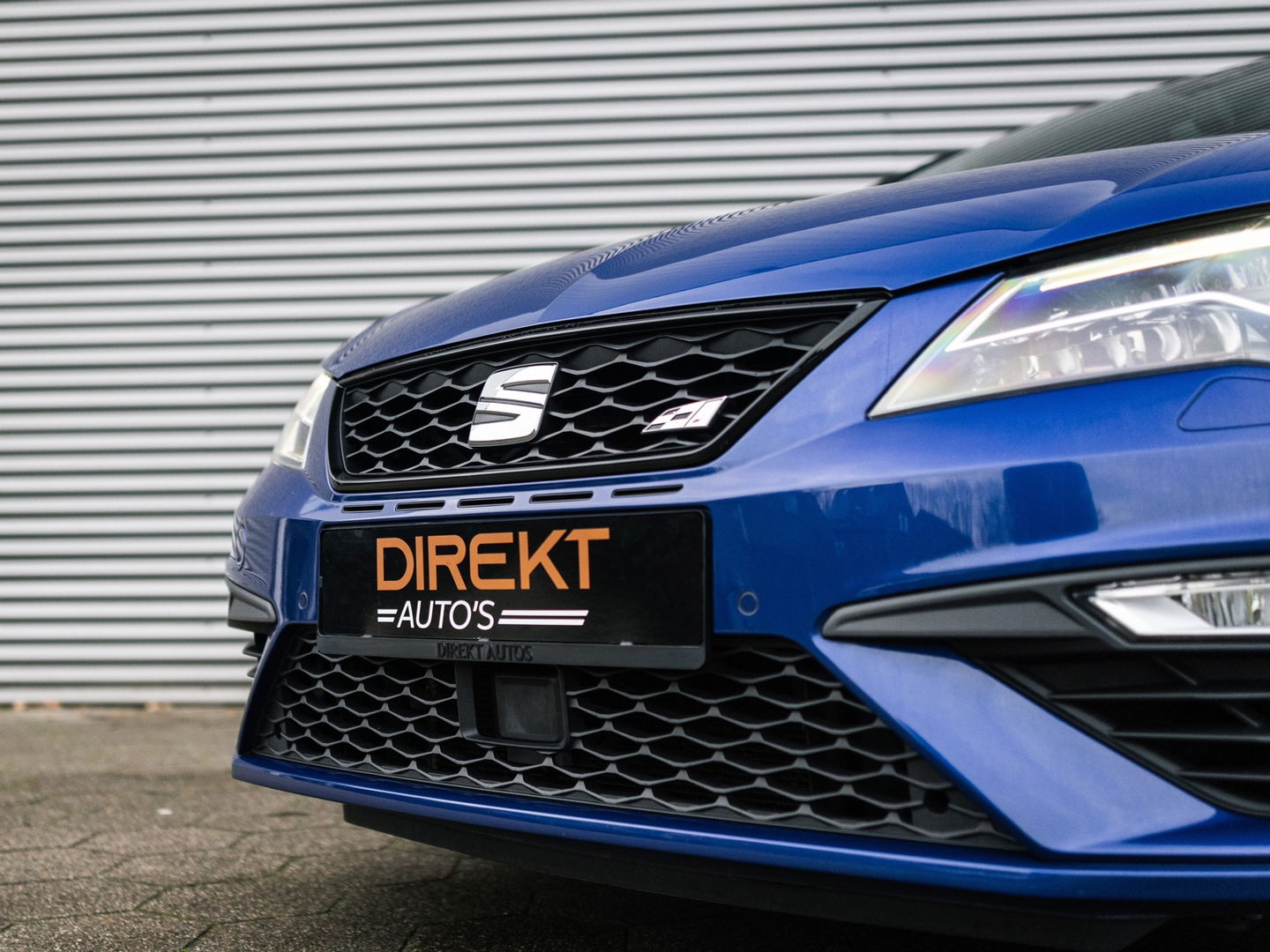 SEAT Leon 2.0 TSI CUPRA 300 PANO BEATS VIRTUAL KEYLESS