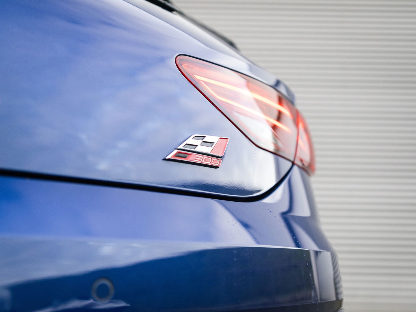 SEAT Leon 2.0 TSI CUPRA 300 PANO BEATS VIRTUAL KEYLESS