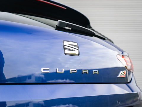 SEAT Leon 2.0 TSI CUPRA 300 PANO BEATS VIRTUAL KEYLESS