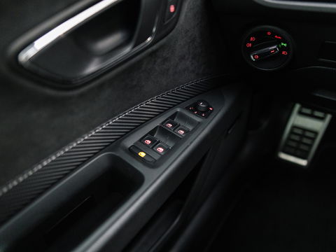 SEAT Leon 2.0 TSI CUPRA 300 PANO SCHAAL VIRTUAL KEYLESS DAB