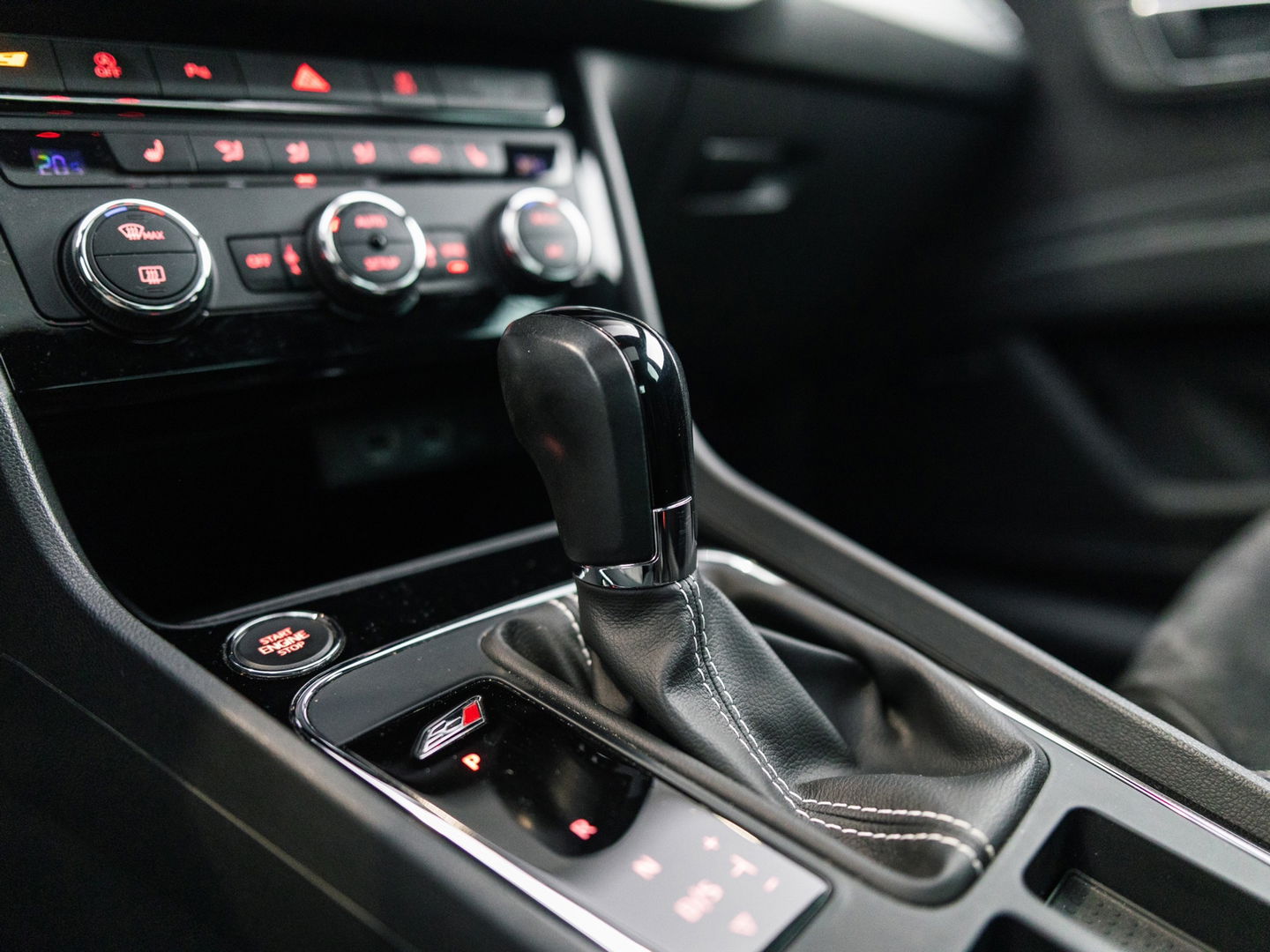 SEAT Leon 2.0 TSI CUPRA 300 PANO SCHAAL VIRTUAL KEYLESS DAB