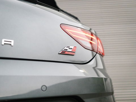 SEAT Leon 2.0 TSI CUPRA 300 PANO SCHAAL VIRTUAL KEYLESS DAB