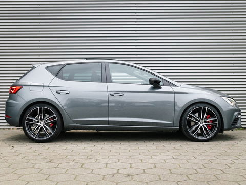 SEAT Leon 2.0 TSI CUPRA 300 PANO SCHAAL VIRTUAL KEYLESS DAB