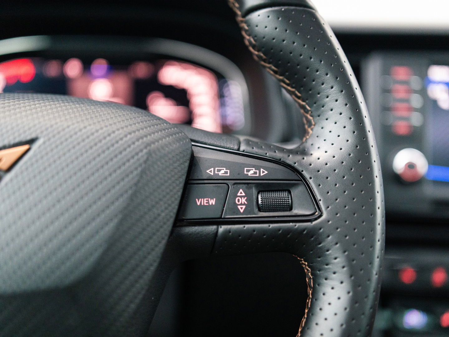 CUPRA Ateca 2.0 TSI 4DRIVE PANO BREMBO BEATS KEYLESS VIRTUAL