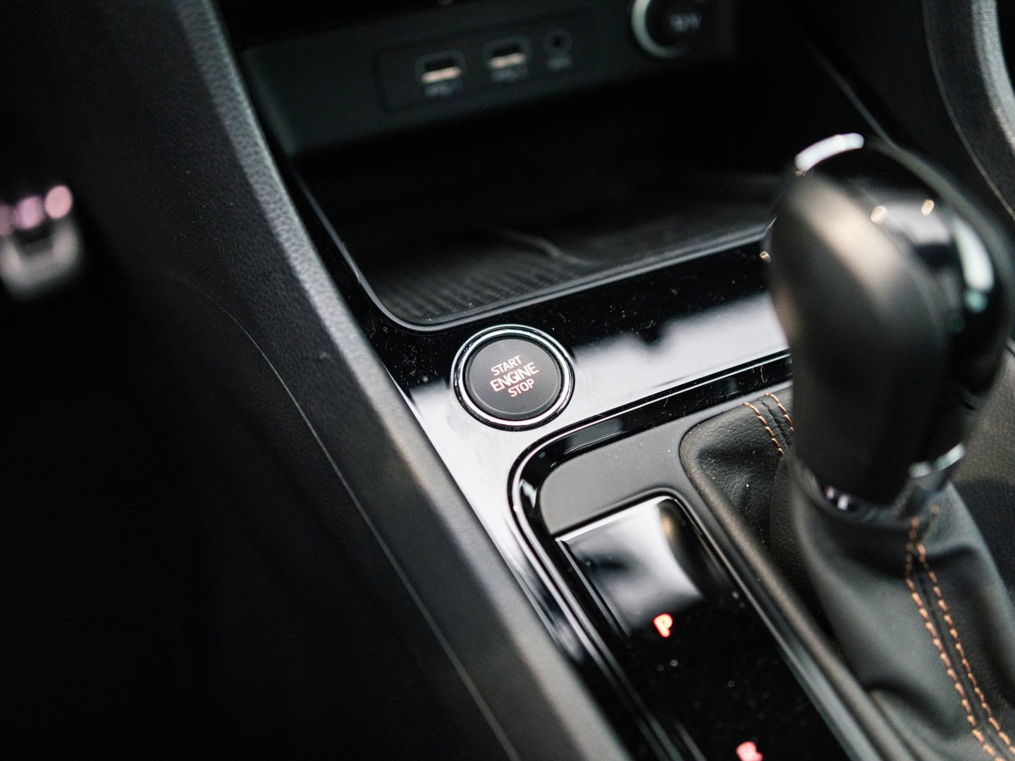 CUPRA Ateca 2.0 TSI 4DRIVE PANO BREMBO BEATS KEYLESS VIRTUAL