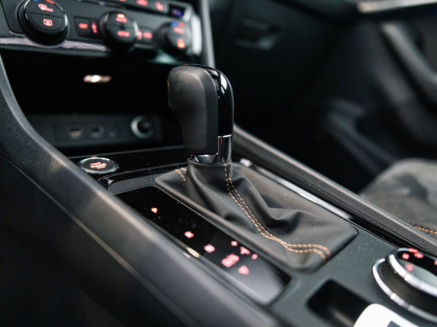 CUPRA Ateca 2.0 TSI 4DRIVE PANO BREMBO BEATS KEYLESS VIRTUAL