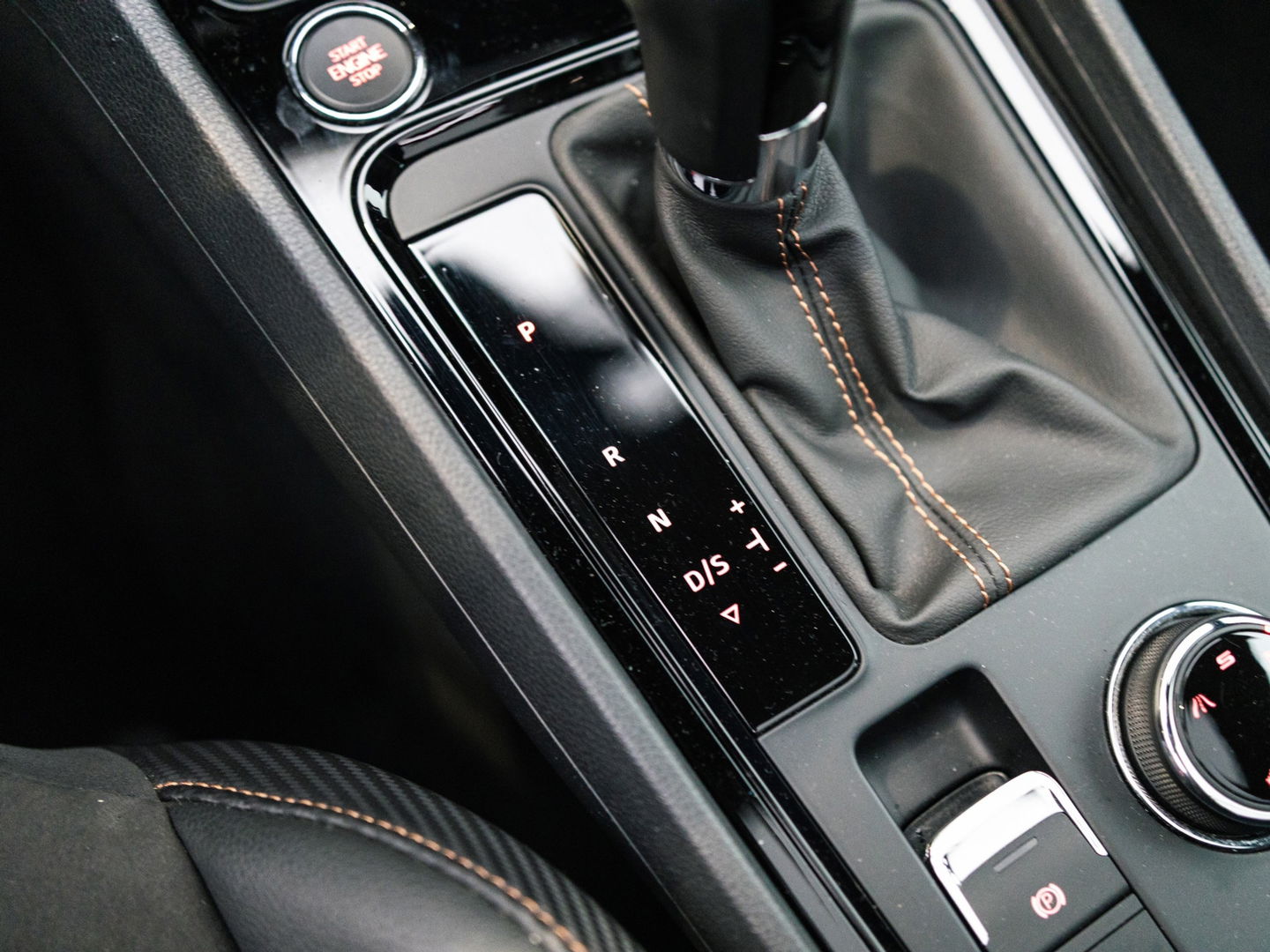 CUPRA Ateca 2.0 TSI 4DRIVE PANO BREMBO BEATS KEYLESS VIRTUAL