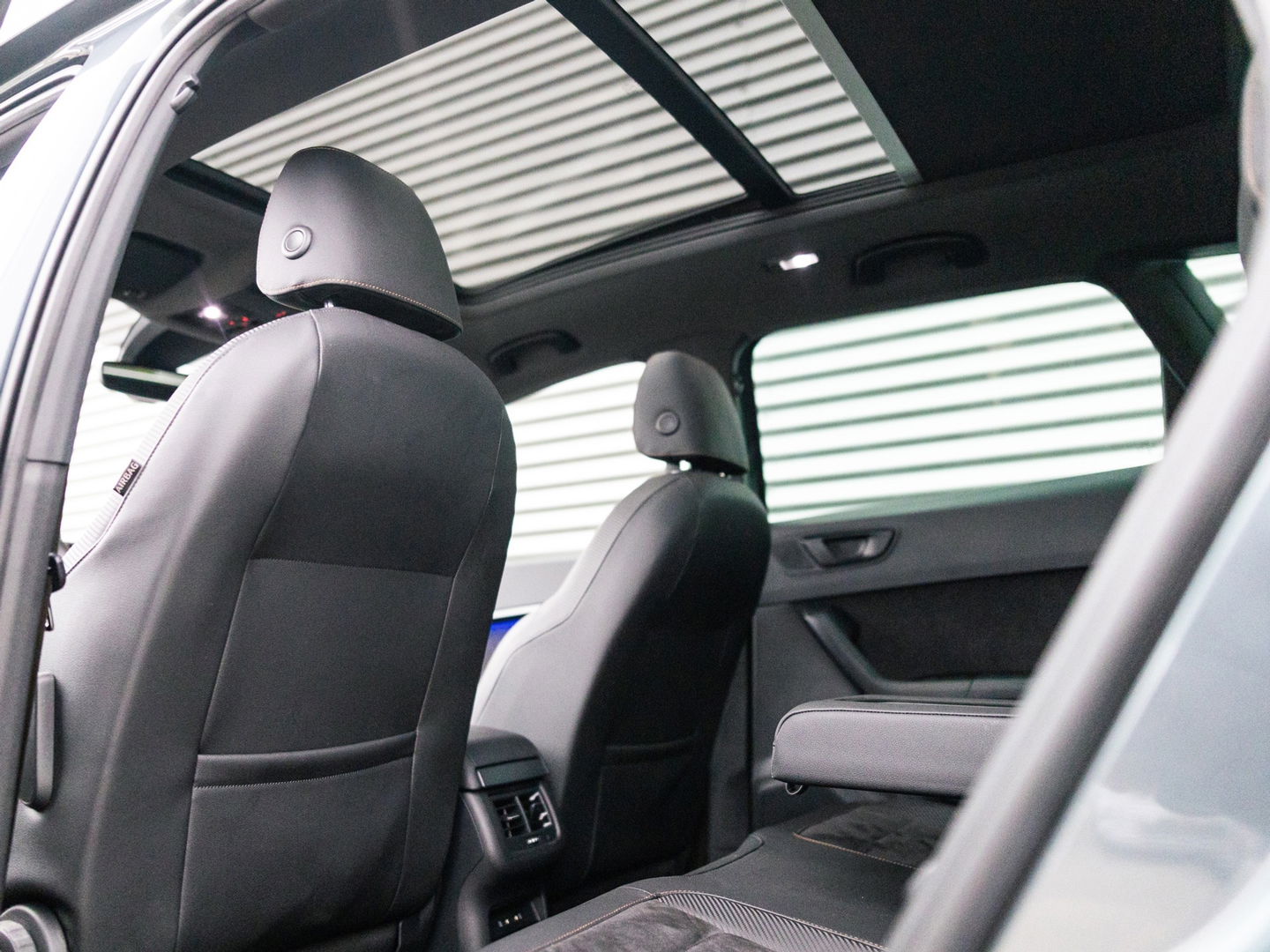 CUPRA Ateca 2.0 TSI 4DRIVE PANO BREMBO BEATS KEYLESS VIRTUAL