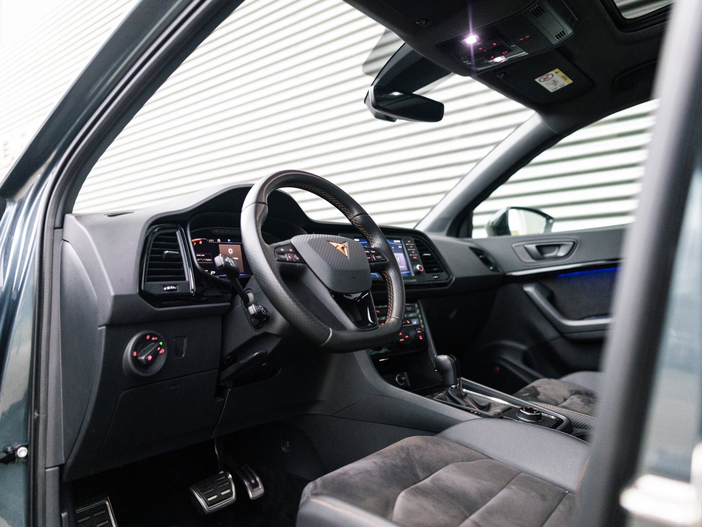 CUPRA Ateca 2.0 TSI 4DRIVE PANO BREMBO BEATS KEYLESS VIRTUAL