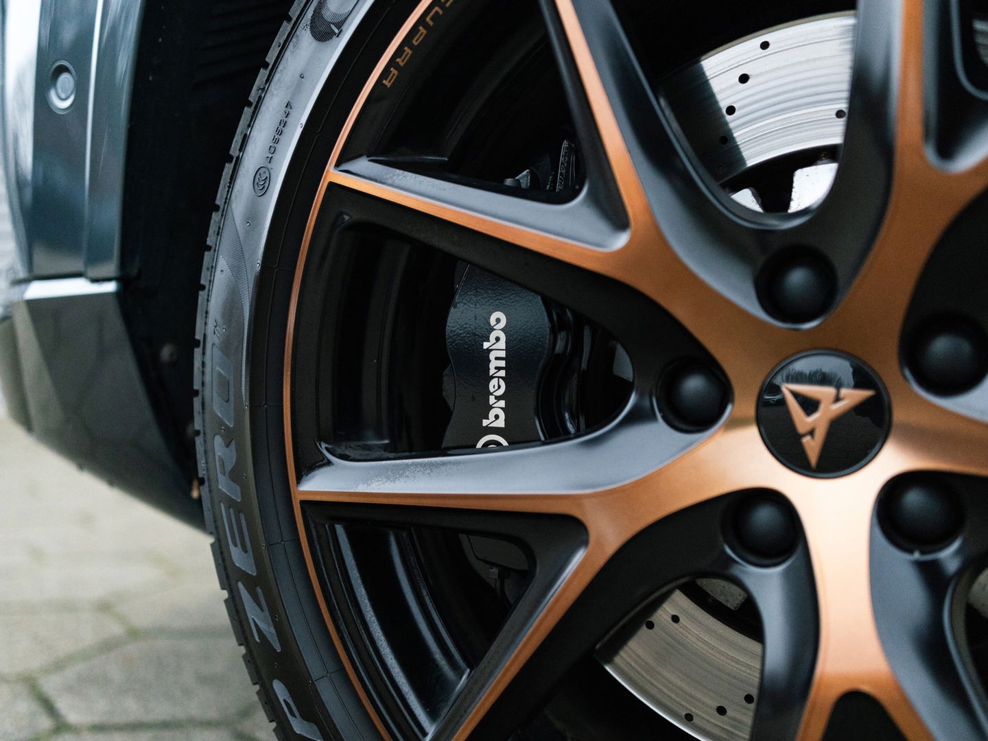 CUPRA Ateca 2.0 TSI 4DRIVE PANO BREMBO BEATS KEYLESS VIRTUAL