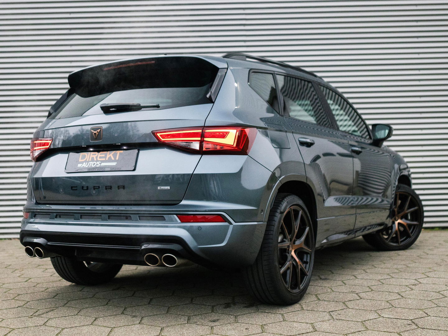 CUPRA Ateca 2.0 TSI 4DRIVE PANO BREMBO BEATS KEYLESS VIRTUAL