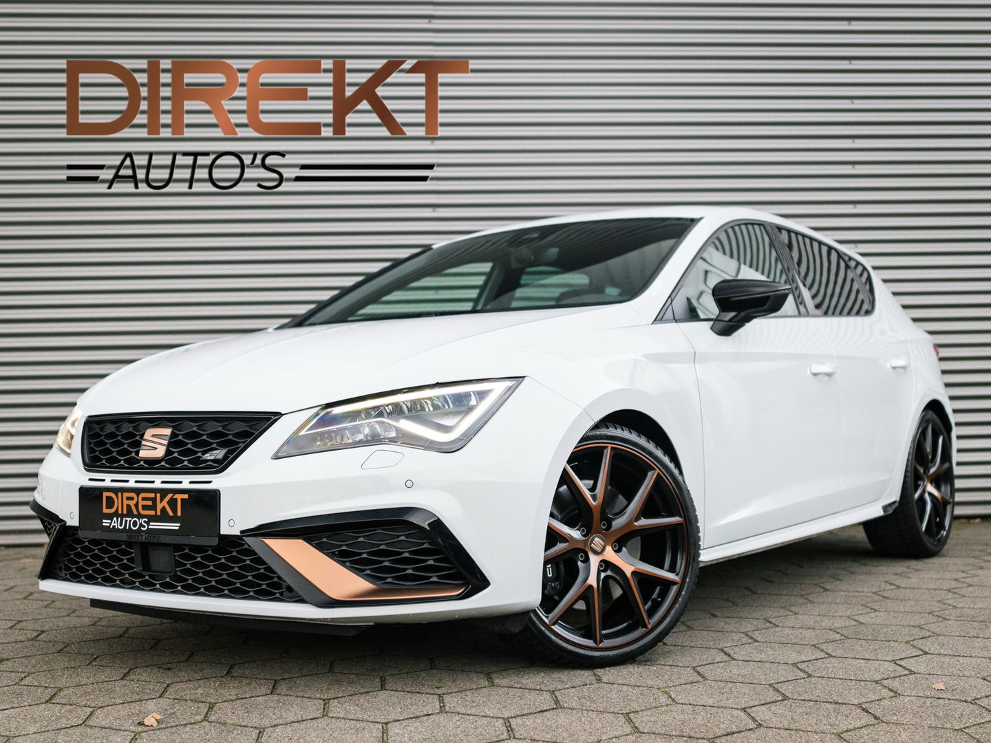 SEAT Leon 2.0 TSI CUPRA VIRTUAL BEATS KEYLESS CAMERA
