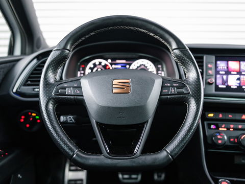 SEAT Leon 2.0 TSI CUPRA VIRTUAL BEATS KEYLESS CAMERA