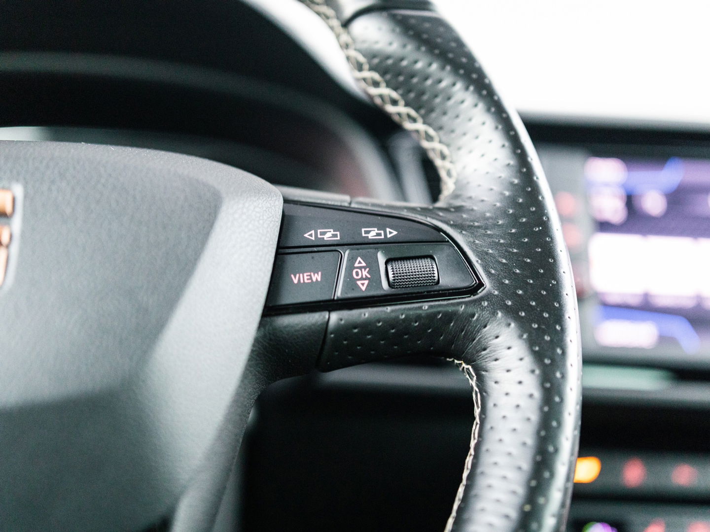 SEAT Leon 2.0 TSI CUPRA VIRTUAL BEATS KEYLESS CAMERA