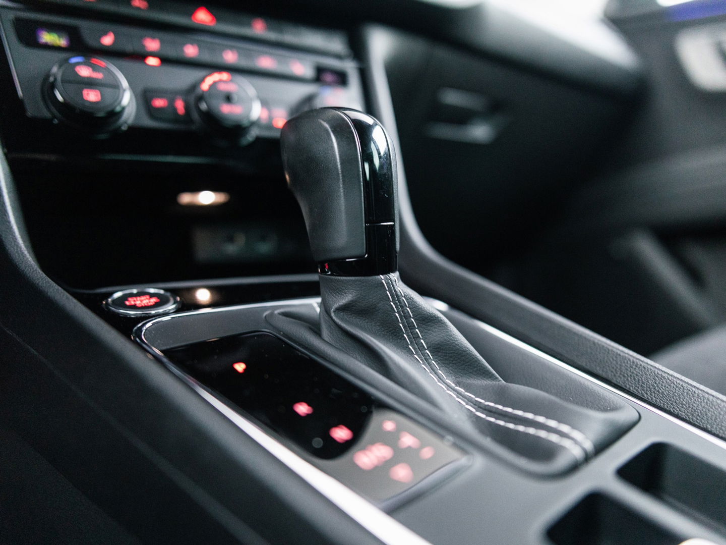 SEAT Leon 2.0 TSI CUPRA VIRTUAL BEATS KEYLESS CAMERA