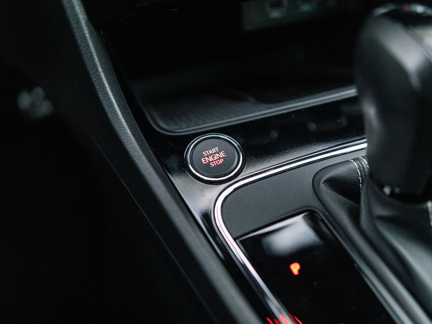 SEAT Leon 2.0 TSI CUPRA VIRTUAL BEATS KEYLESS CAMERA