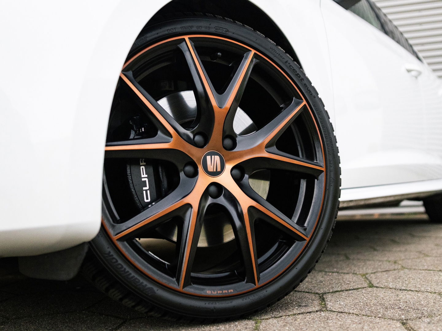 SEAT Leon 2.0 TSI CUPRA VIRTUAL BEATS KEYLESS CAMERA