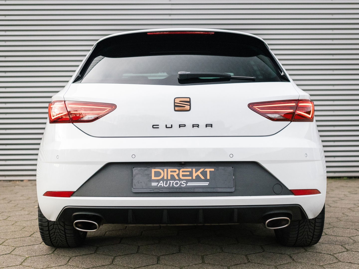 SEAT Leon 2.0 TSI CUPRA VIRTUAL BEATS KEYLESS CAMERA