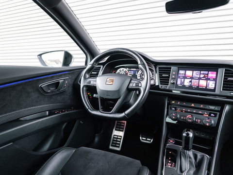 SEAT Leon 2.0 TSI CUPRA VIRTUAL BEATS KEYLESS CAMERA