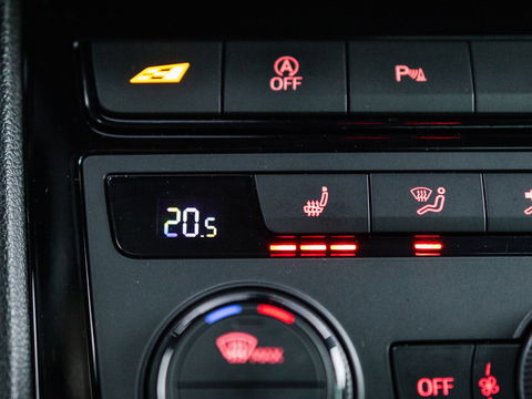 SEAT Leon 2.0 TSI CUPRA VIRTUAL BEATS KEYLESS CAMERA