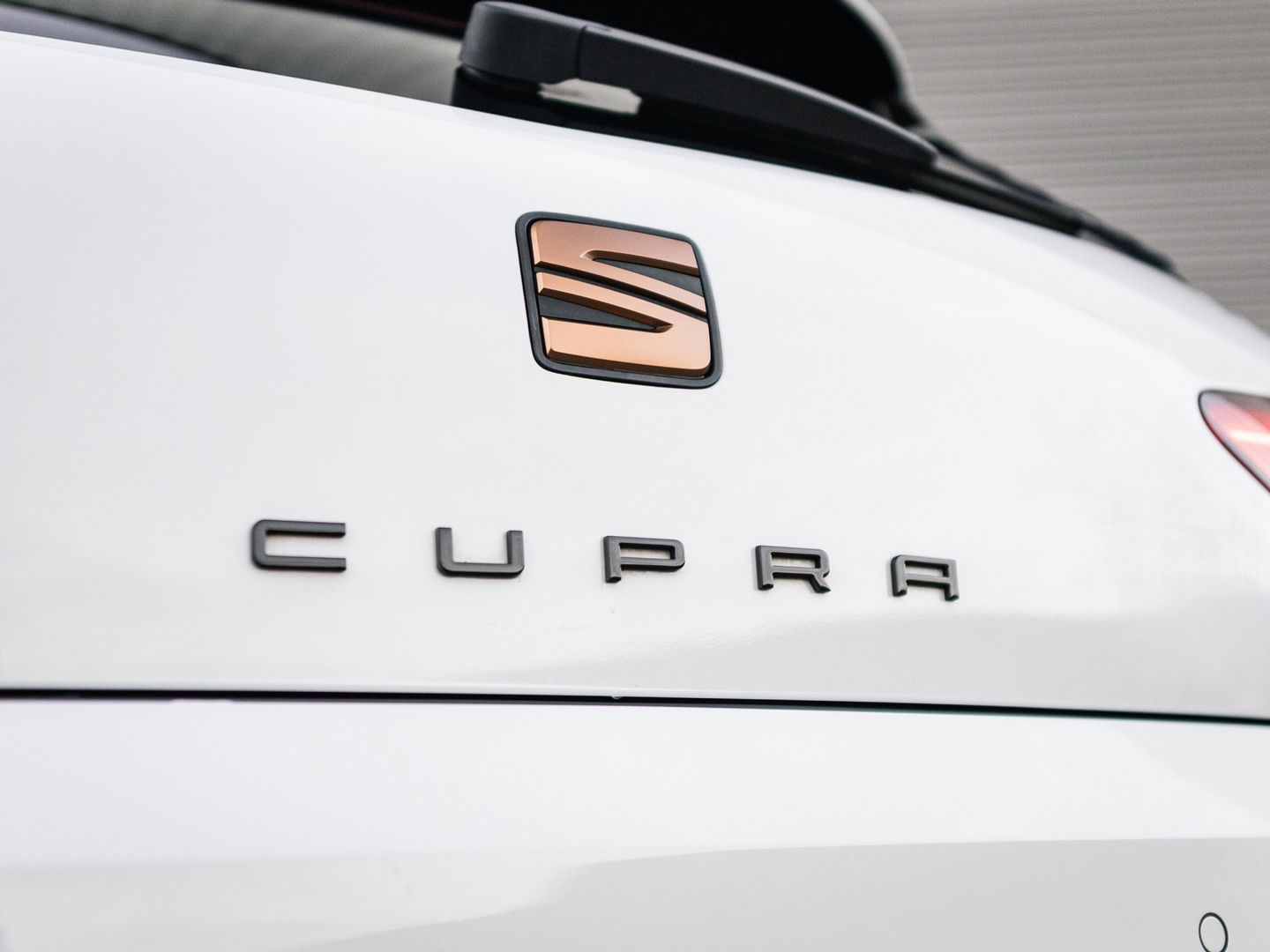 SEAT Leon 2.0 TSI CUPRA VIRTUAL BEATS KEYLESS CAMERA