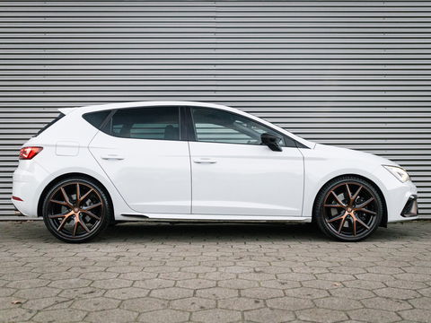 SEAT Leon 2.0 TSI CUPRA VIRTUAL BEATS KEYLESS CAMERA
