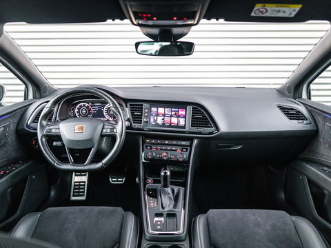 SEAT Leon 2.0 TSI CUPRA VIRTUAL BEATS KEYLESS CAMERA