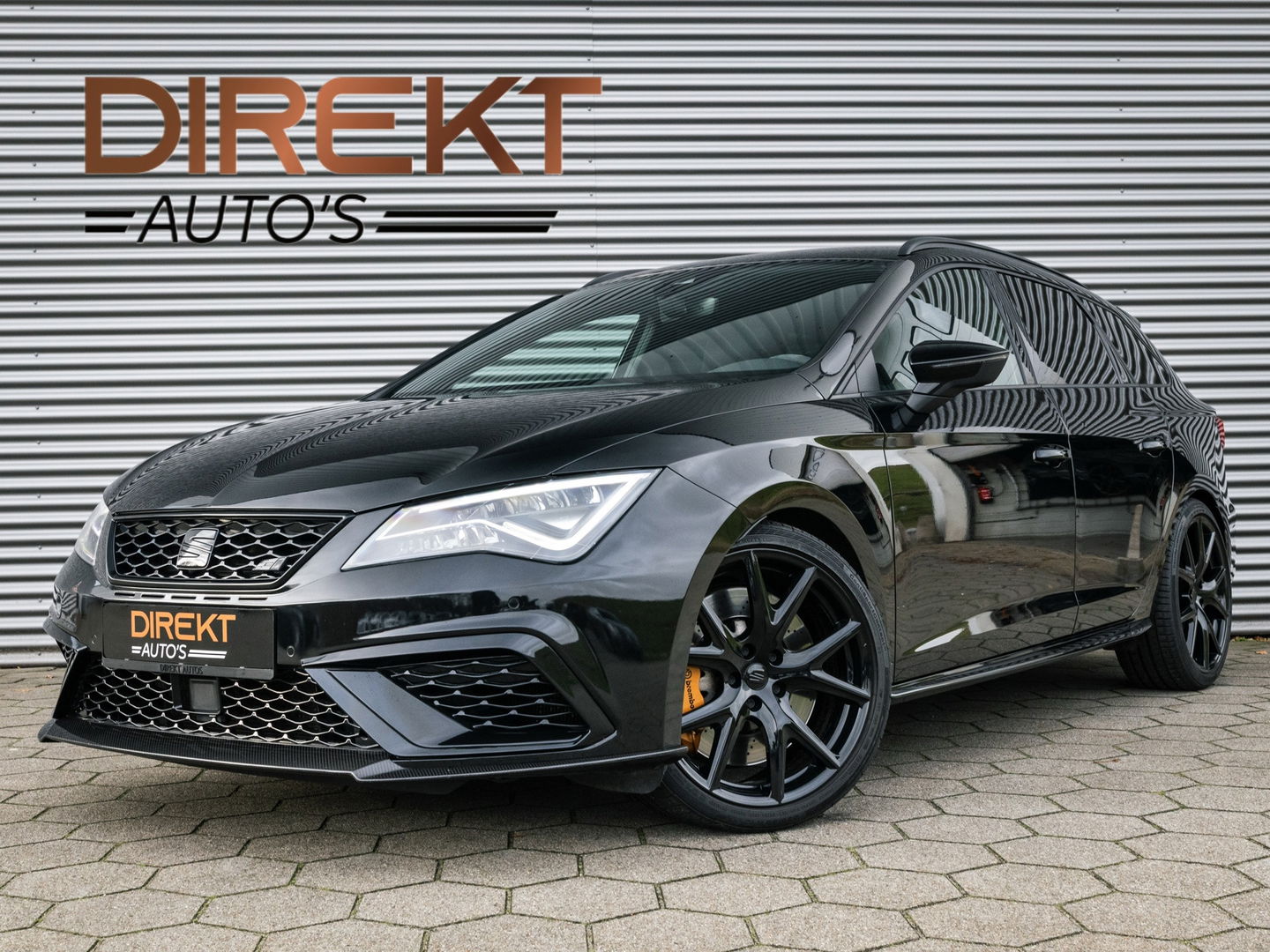 SEAT Leon ST 2.0 TSI CUPRA R 4DRIVE BLACK EDITION BREMBO