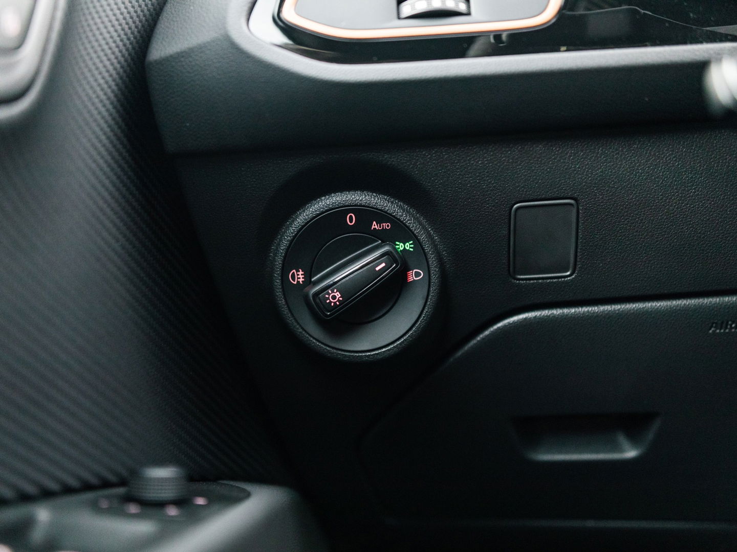 SEAT Leon ST 2.0 TSI CUPRA R 4DRIVE BLACK EDITION BREMBO