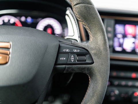 SEAT Leon ST 2.0 TSI CUPRA R 4DRIVE BLACK EDITION BREMBO